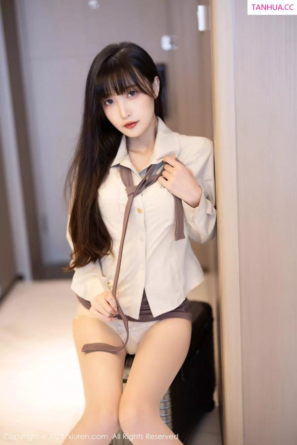 林星阑  [XiuRen]高清写真图 2023.11.30 No.7745 林星阑 短裙美腿第21张图片